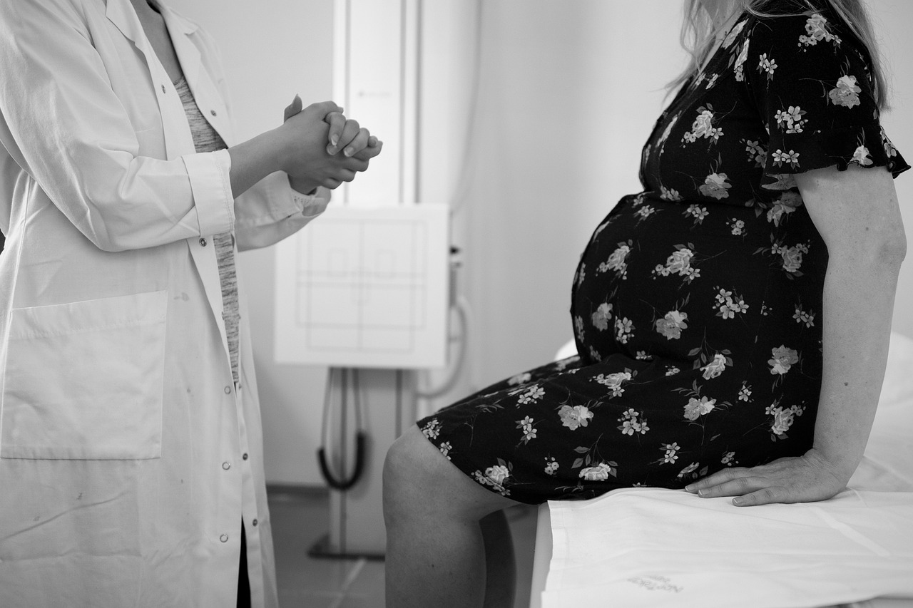 孕38周孕妈供卵生的宝宝不爱动了（孕期38周孕妈供卵生的宝宝不怎么动）