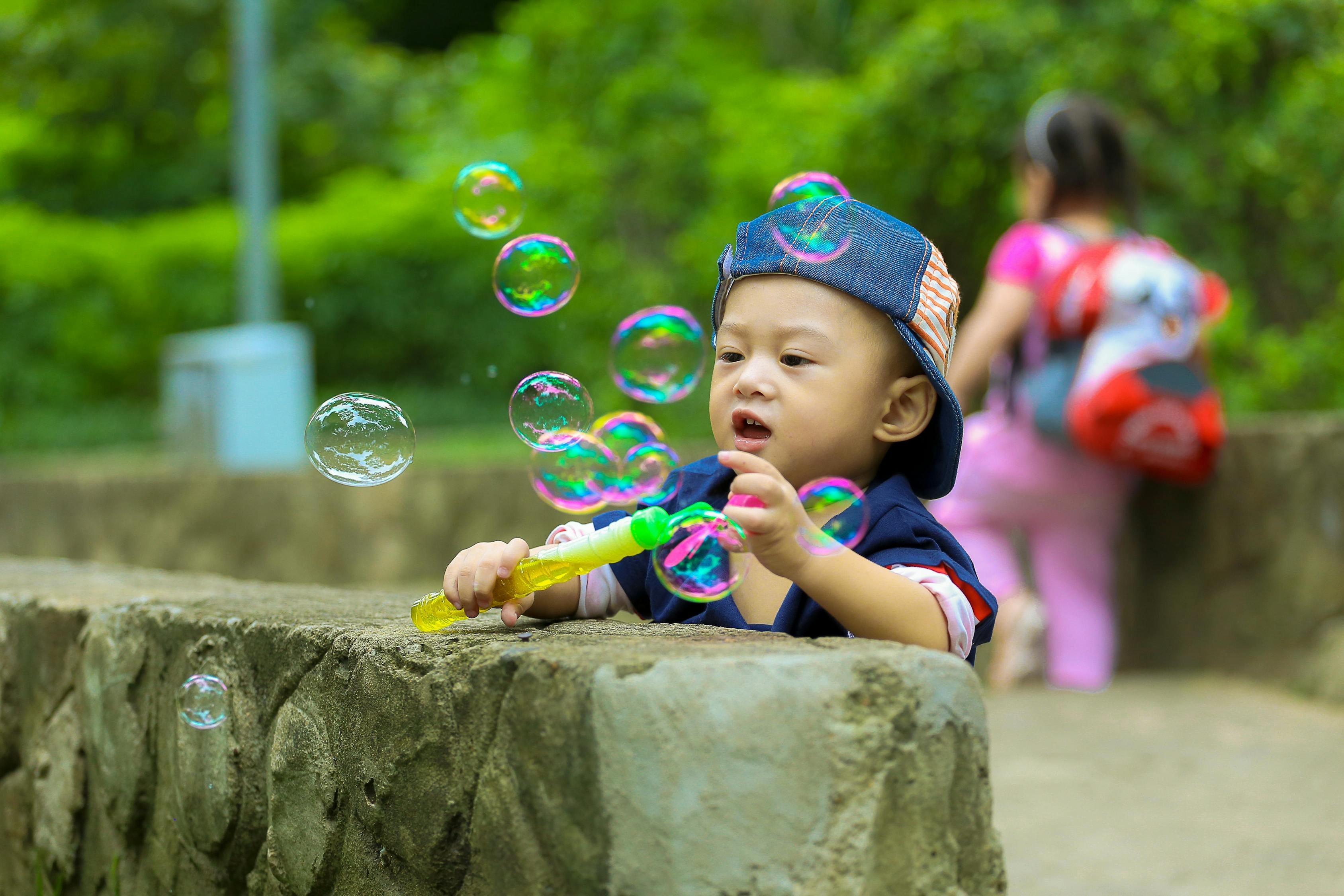虎年钟姓代妈借卵生的男孩取名字大全（姓钟的名字代妈借卵生的男孩名字牛年）